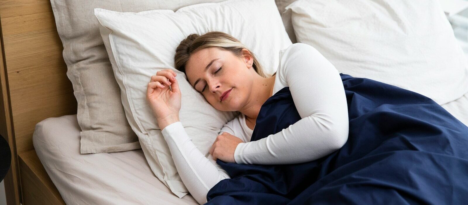 Améliorer la qualité du sommeil sans somnifères : ce que votre journée fait à votre nuit